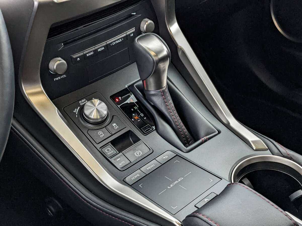 Lexus NX с пробегом — 2021 год. Фото: #16