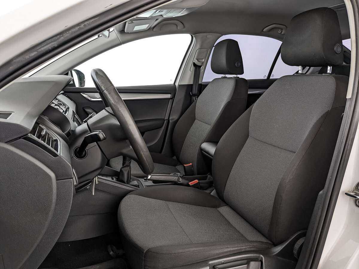 Skoda Octavia с пробегом — 2015 год. Фото: #15