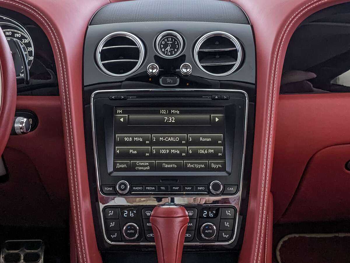 Bentley Continental GT с пробегом — 2012 год. Фото: #12