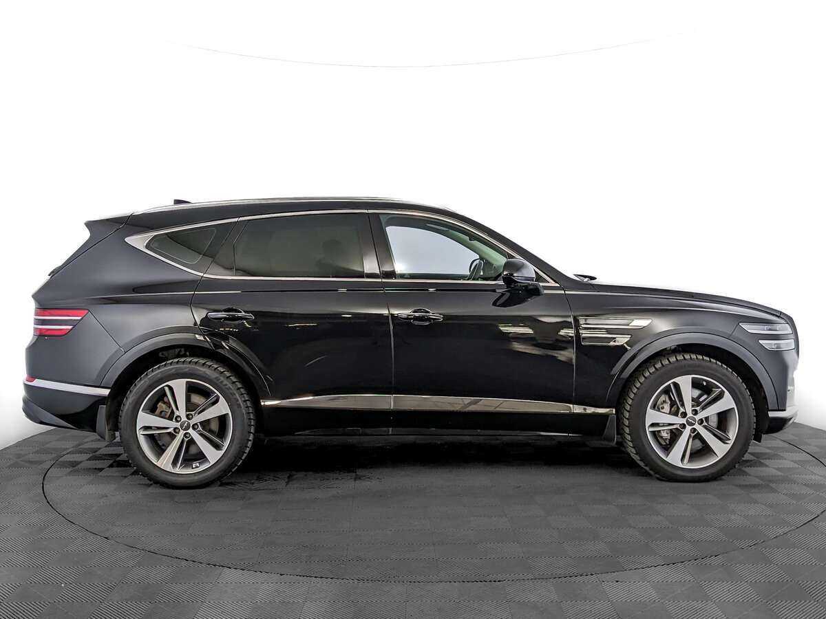 Genesis GV80 с пробегом — 2021 год. Фото: #3