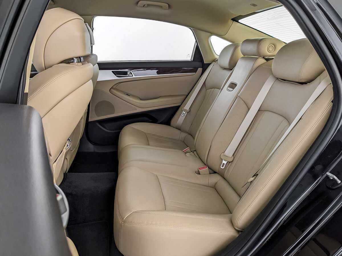 Genesis G80 с пробегом — 2019 год. Фото: #11