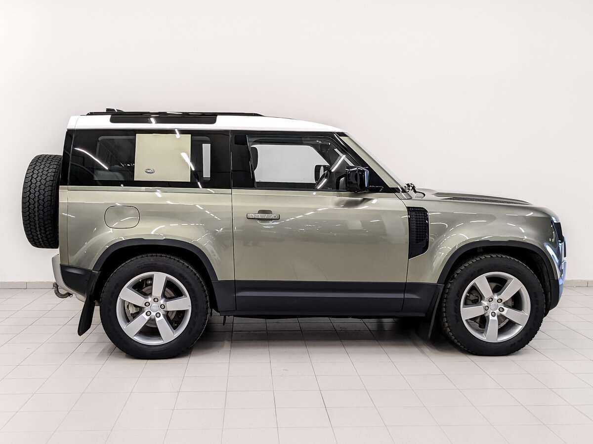 Land Rover Defender с пробегом — 2021 год. Фото: #3