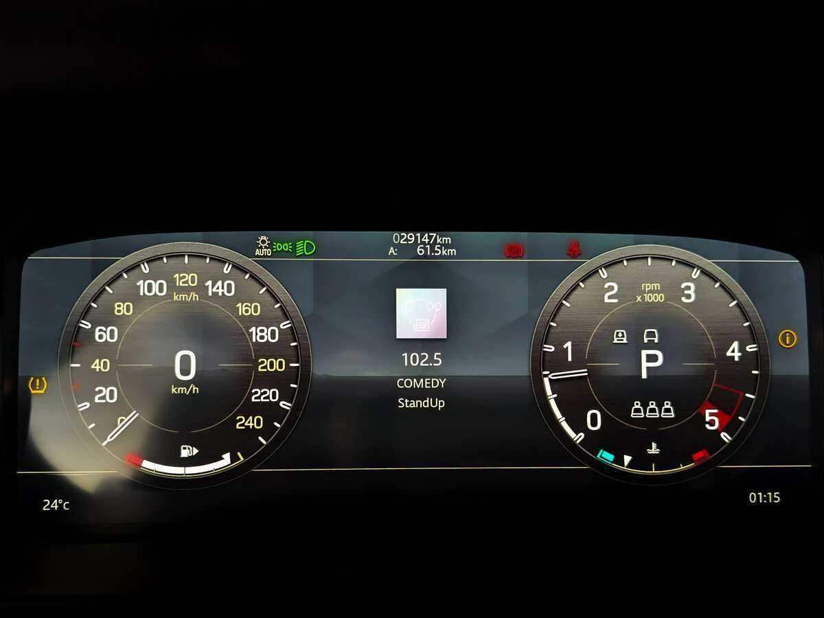 Land Rover Defender с пробегом — 2021 год. Фото: #7