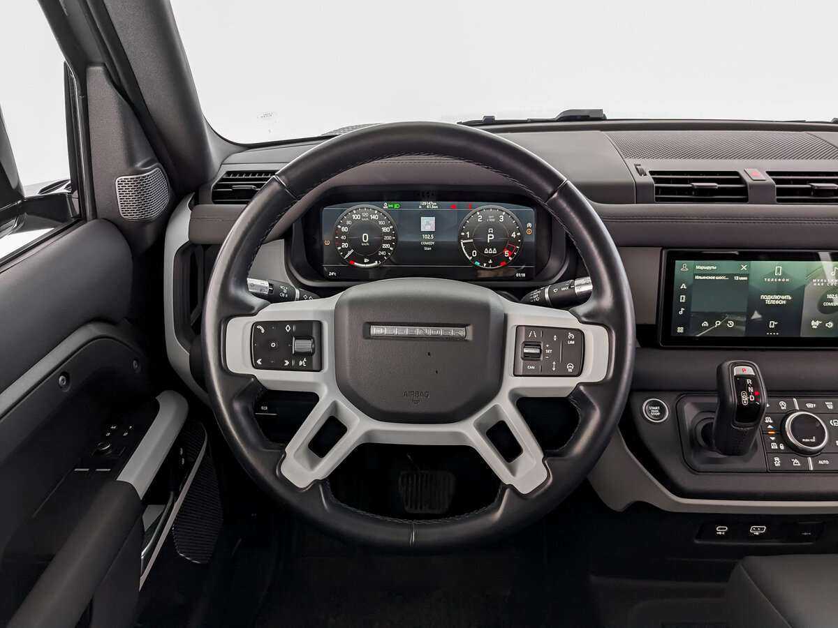 Land Rover Defender с пробегом — 2021 год. Фото: #12