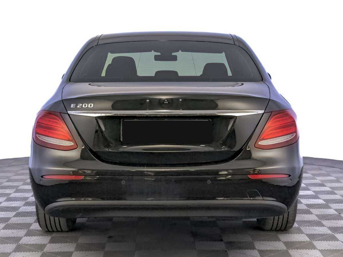 Mercedes-Benz E-Класс с пробегом — 2018 год. Фото: #5