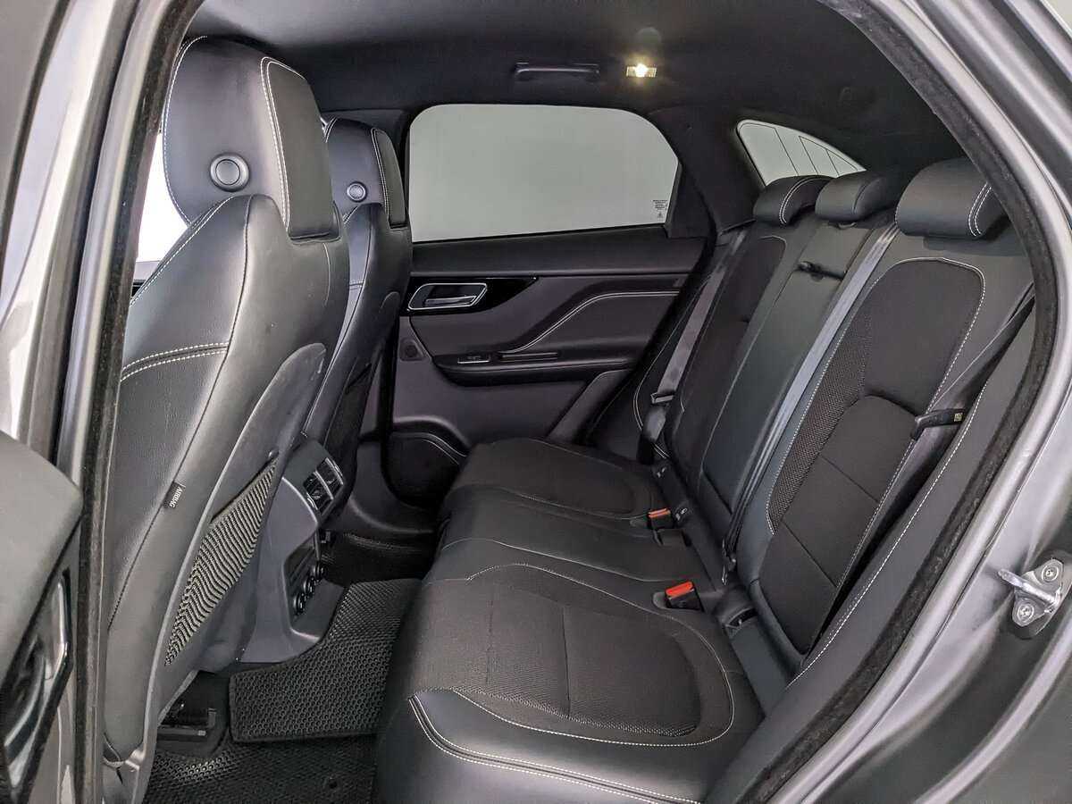 Jaguar F-Pace с пробегом — 2019 год. Фото: #13