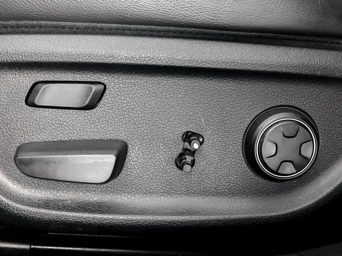 Genesis G70 с пробегом — 2018 год. Фото: #16