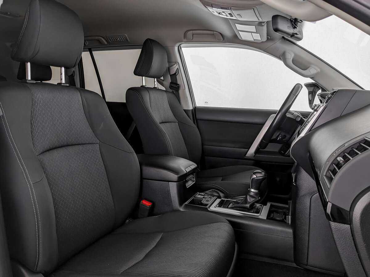 Toyota Land Cruiser Prado с пробегом — 2019 год. Фото: #19