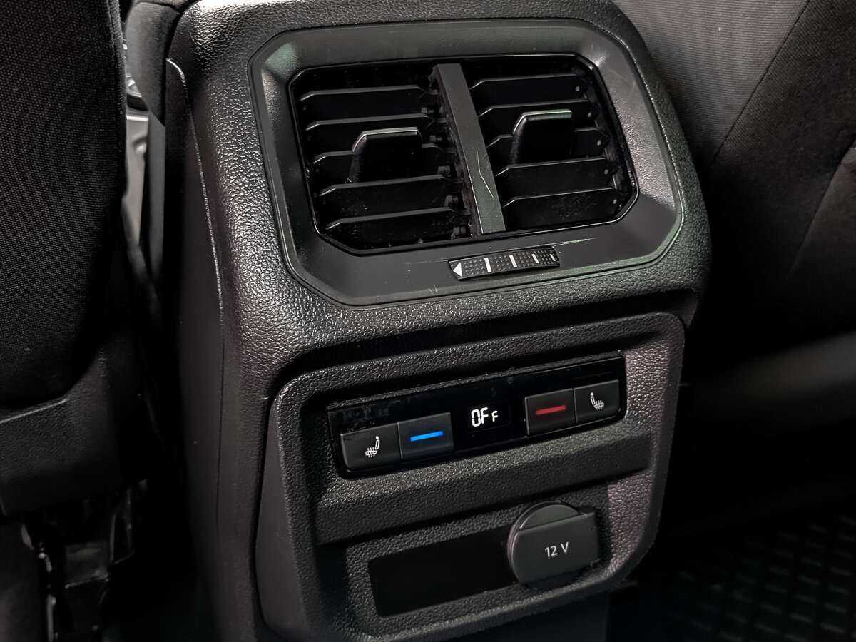 Volkswagen Tiguan с пробегом — 2018 год. Фото: #21