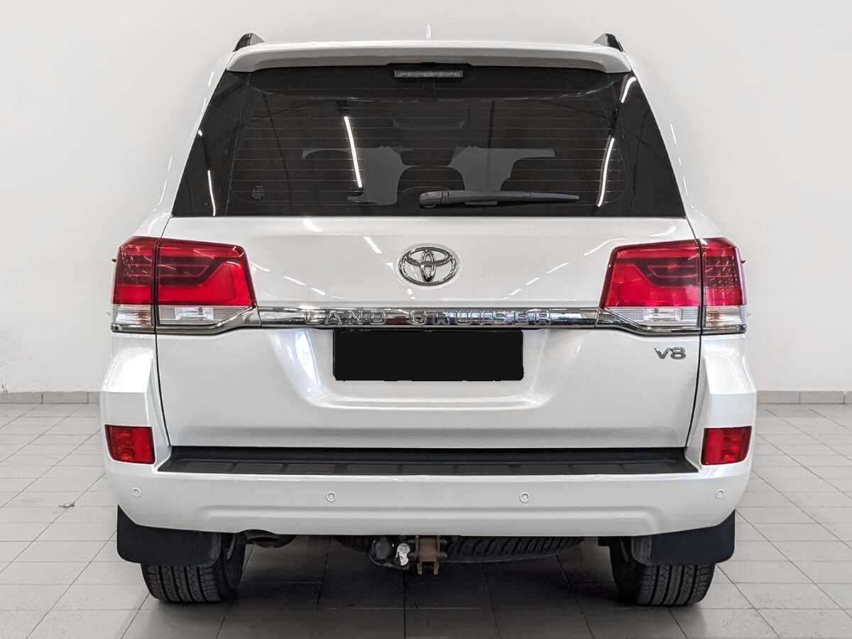 Toyota Land Cruiser с пробегом — 2017 год. Фото: #5