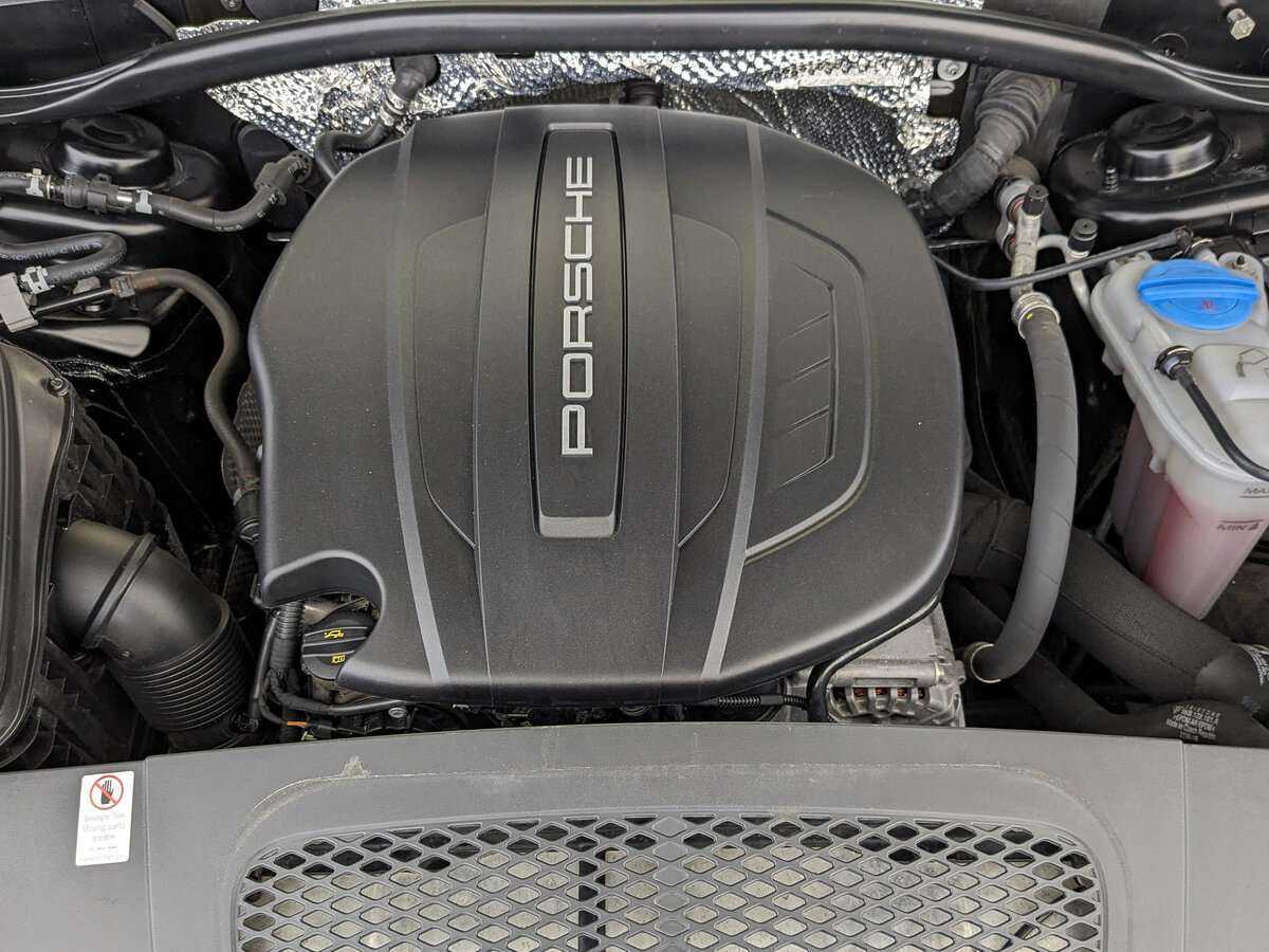 Porsche Macan с пробегом — 2018 год. Фото: #8