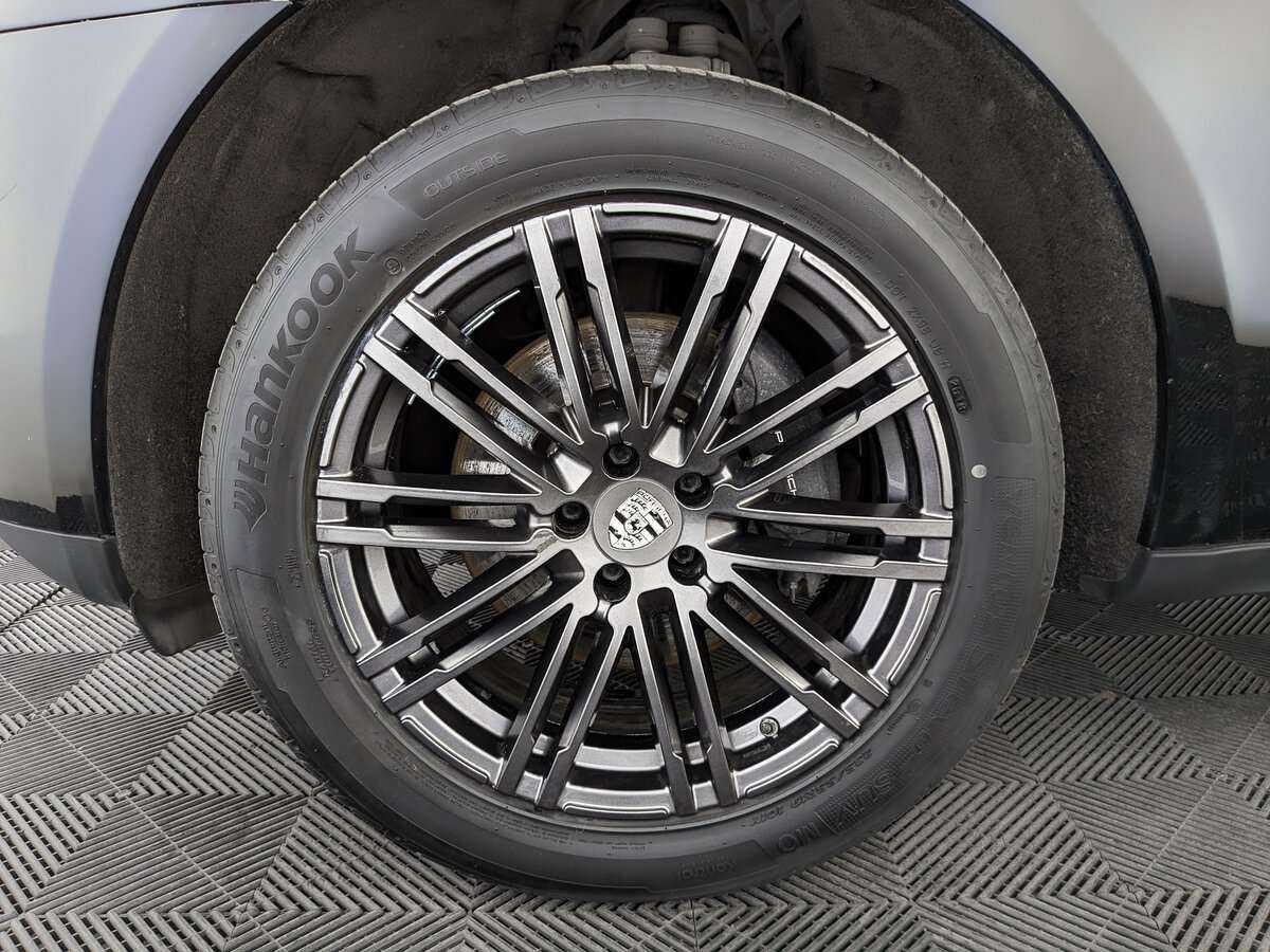 Porsche Macan с пробегом — 2018 год. Фото: #11