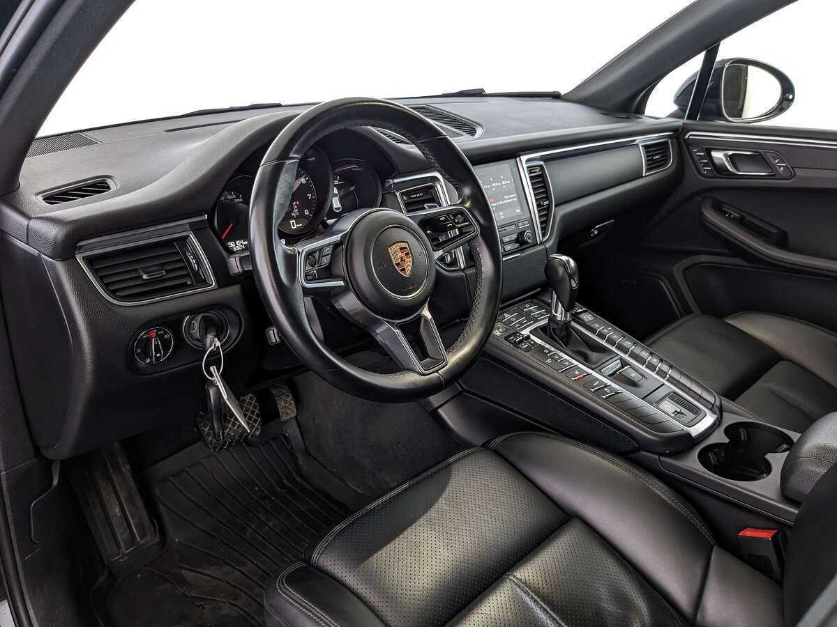 Porsche Macan с пробегом — 2018 год. Фото: #14