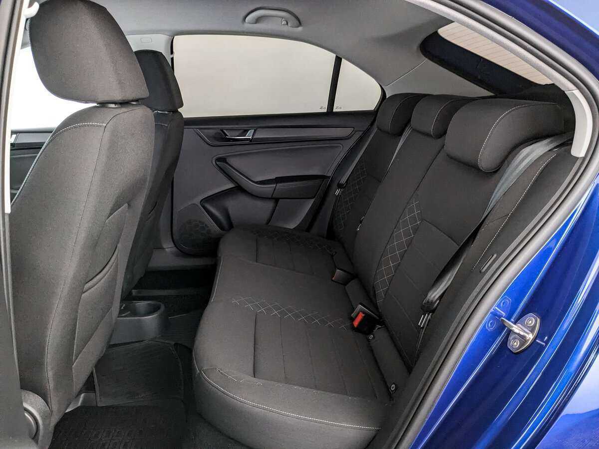 Skoda Rapid с пробегом — 2021 год. Фото: #13