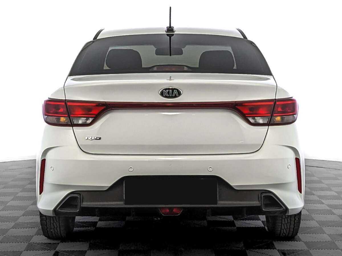 Kia Rio с пробегом — 2020 год. Фото: #5