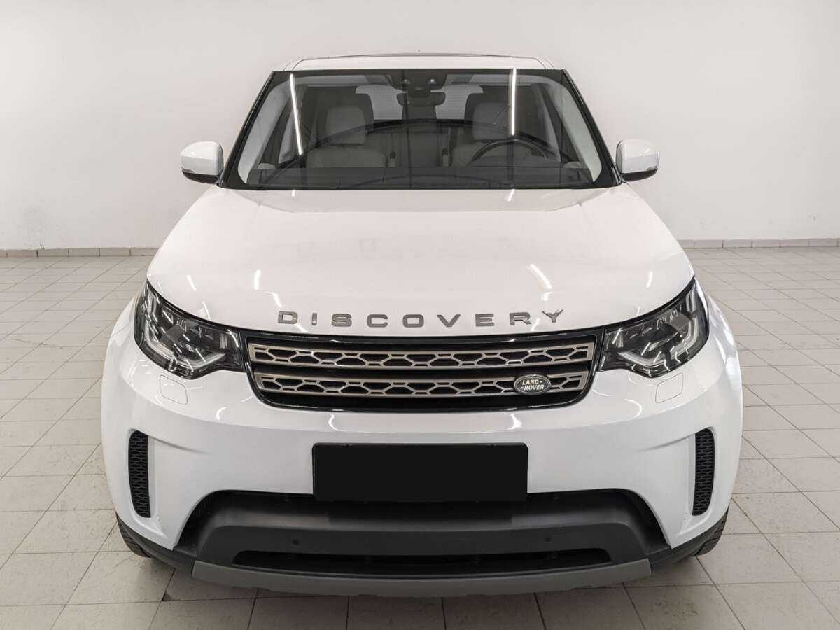 Land Rover Discovery с пробегом — 2018 год. Фото: #1