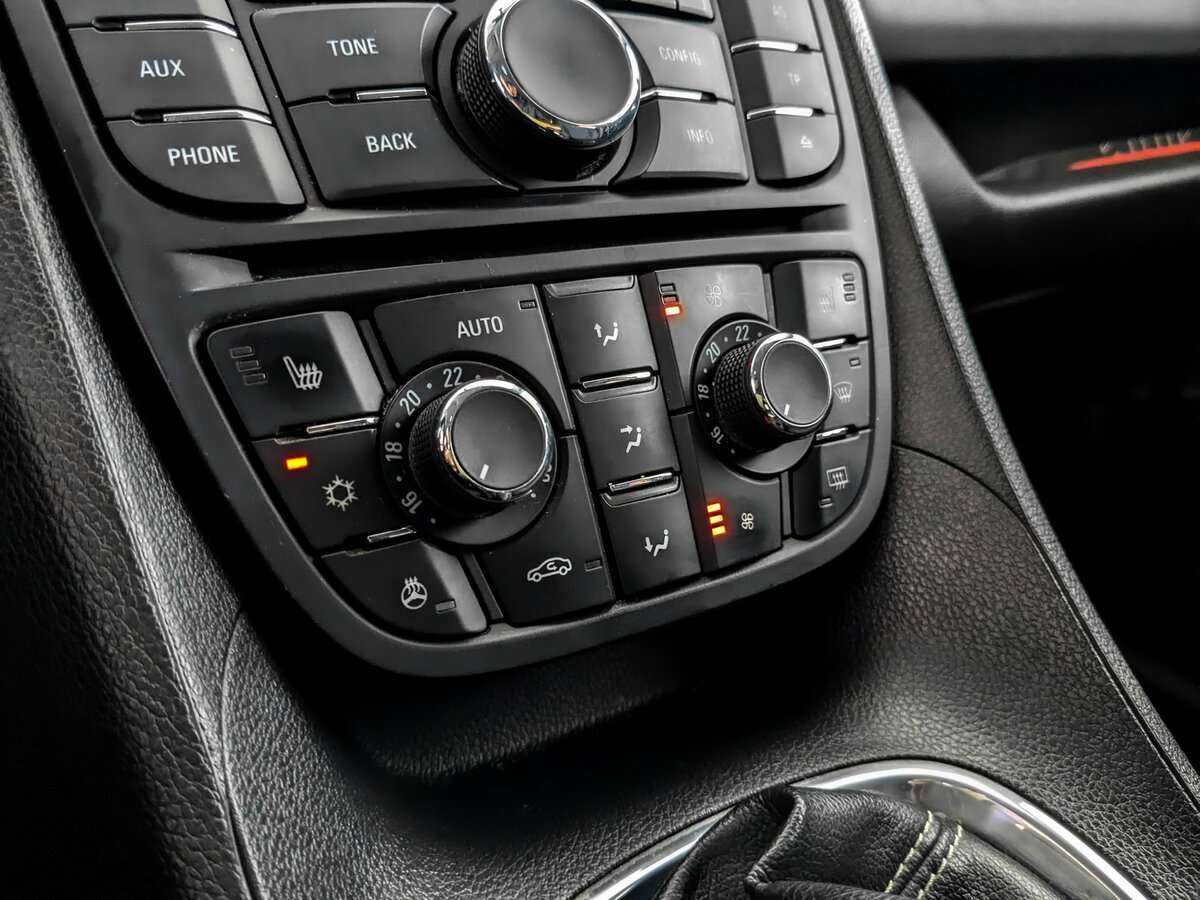 Opel Meriva с пробегом — 2011 год. Фото: #20