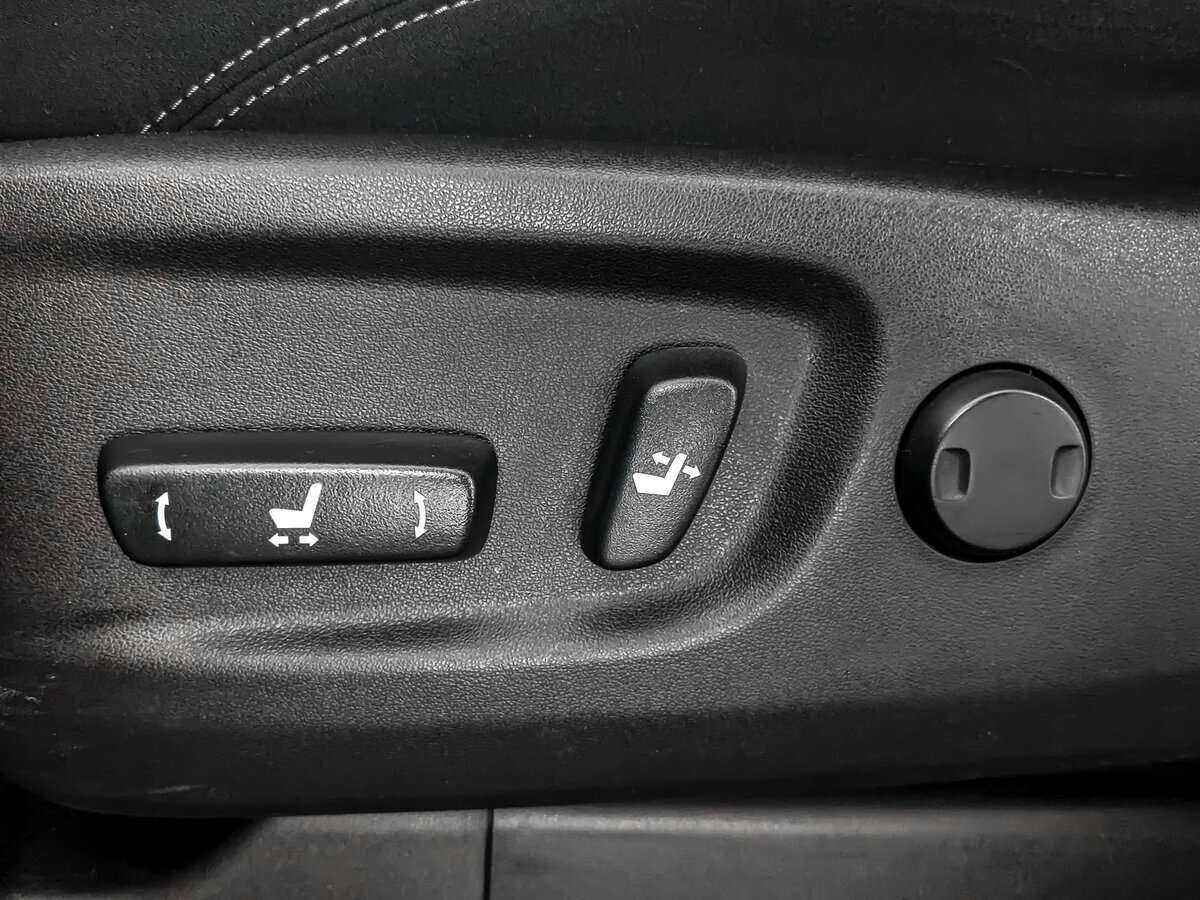 Toyota Land Cruiser Prado с пробегом — 2018 год. Фото: #16