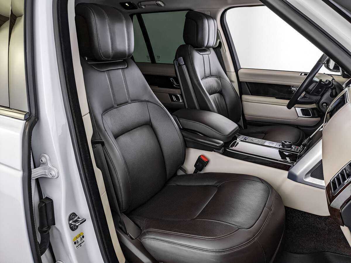 Land Rover Range Rover с пробегом — 2020 год. Фото: #18