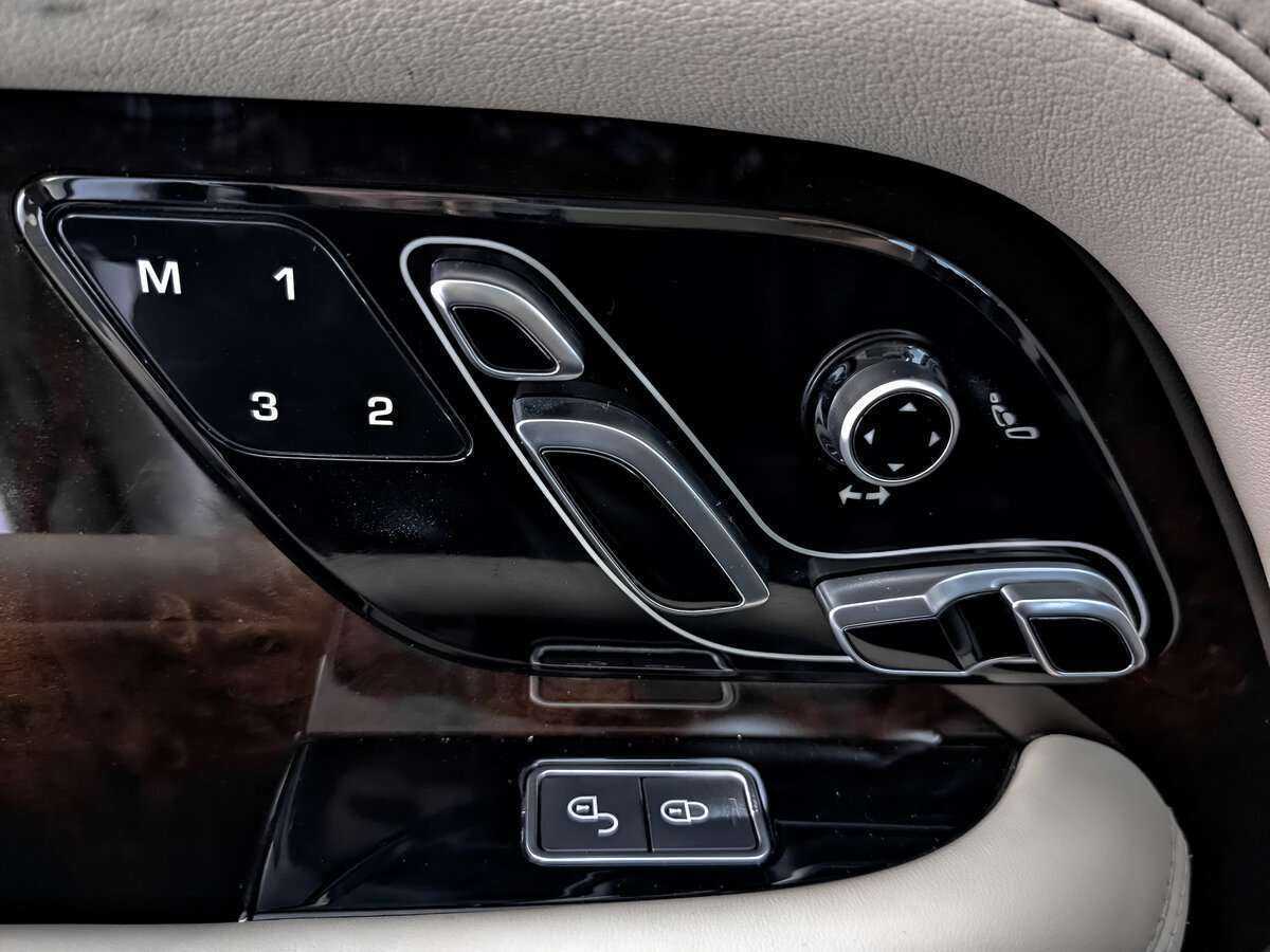 Land Rover Range Rover с пробегом — 2020 год. Фото: #23