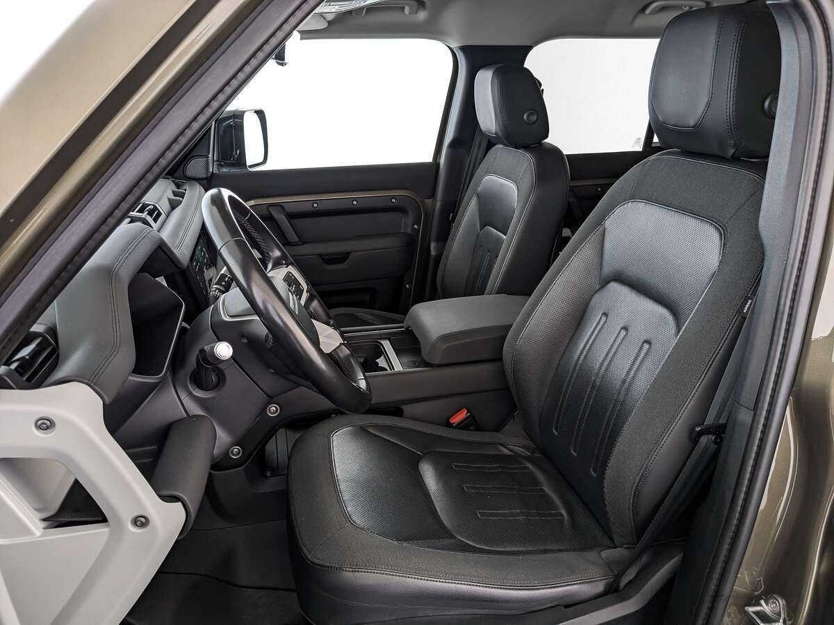 Land Rover Defender с пробегом — 2020 год. Фото: #15