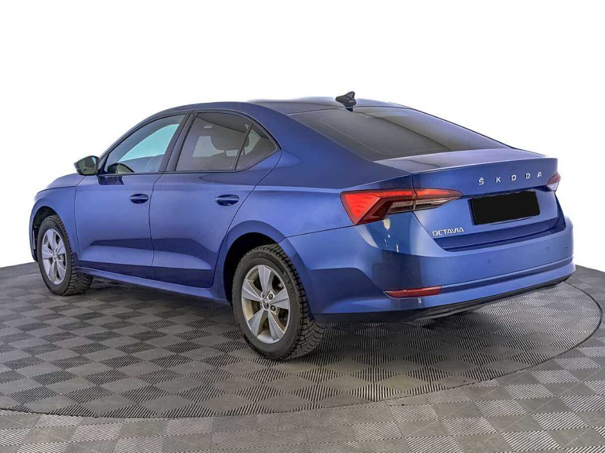 Skoda Octavia с пробегом — 2021 год. Фото: #6