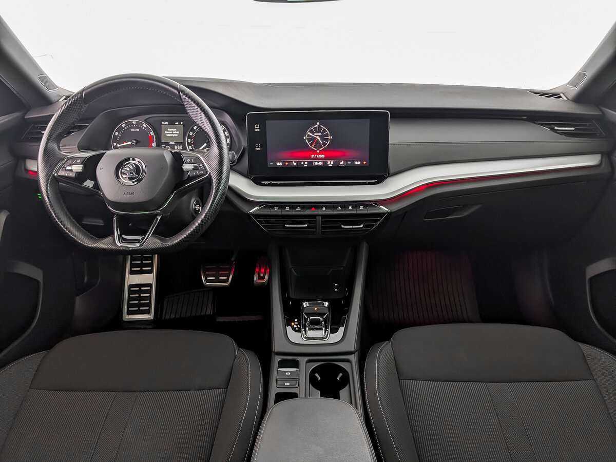 Skoda Octavia с пробегом — 2022 год. Фото: #11