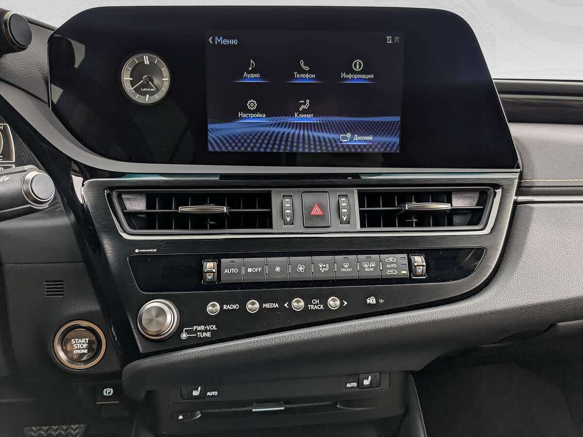 Lexus ES с пробегом — 2022 год. Фото: #12