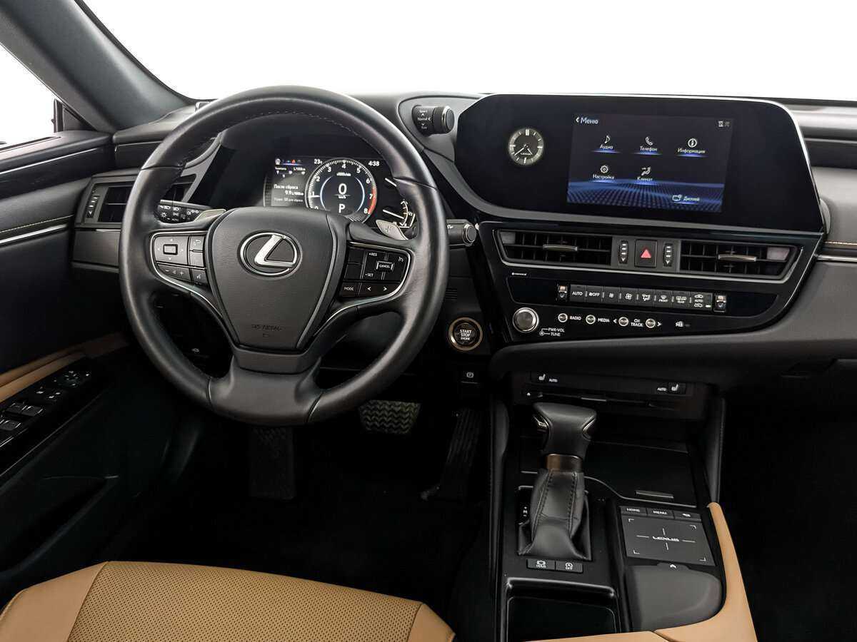 Lexus ES с пробегом — 2022 год. Фото: #22