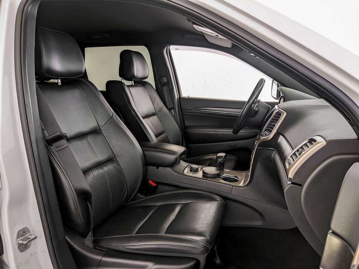 Jeep Grand Cherokee с пробегом — 2014 год. Фото: #21