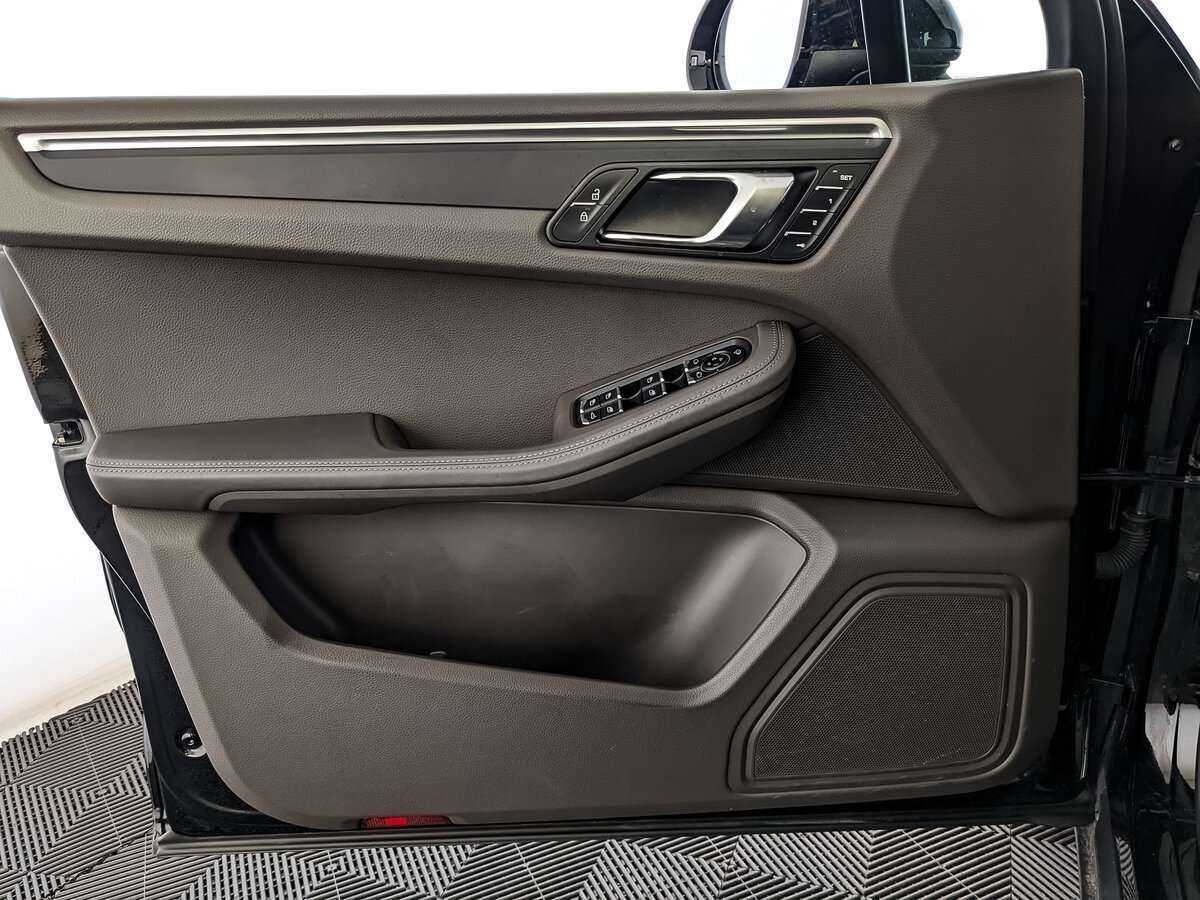 Porsche Macan с пробегом — 2021 год. Фото: #14