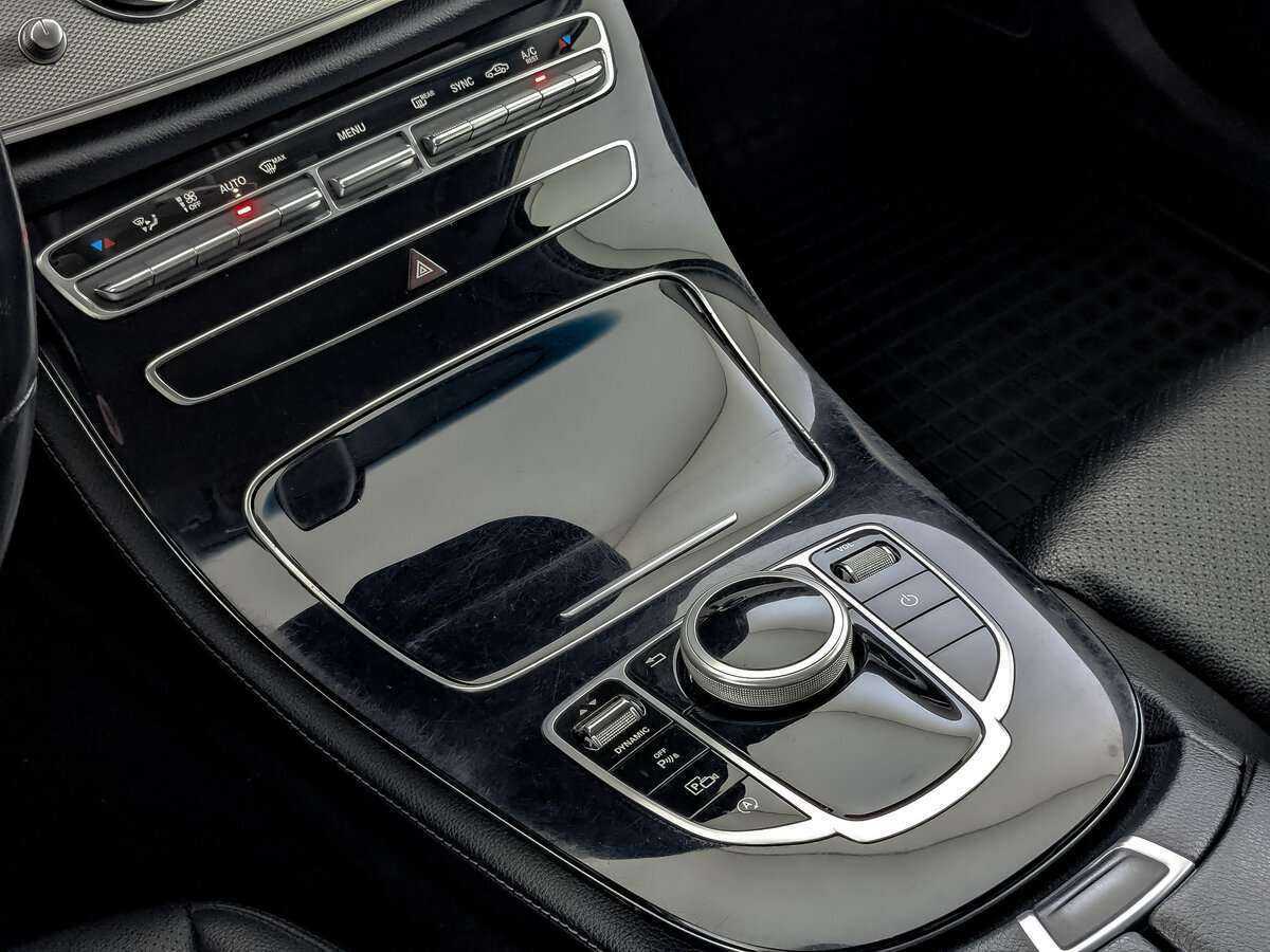 Mercedes-Benz E-Класс с пробегом — 2018 год. Фото: #21