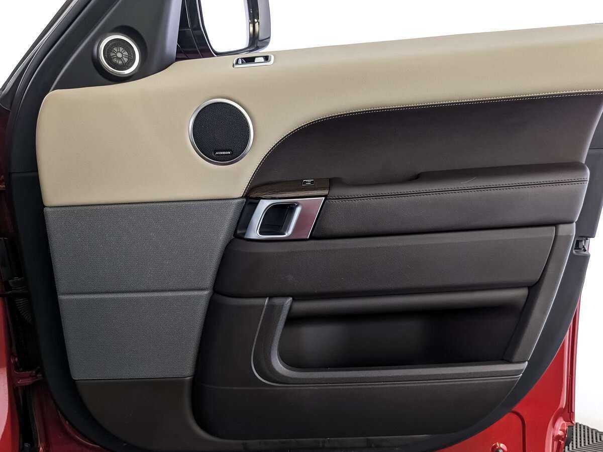 Land Rover Range Rover Sport с пробегом — 2020 год. Фото: #19