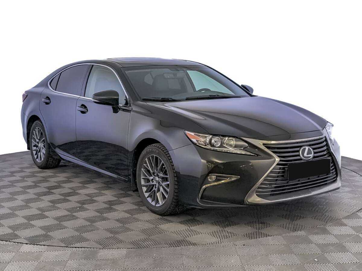 Lexus ES с пробегом — 2018 год. Фото: #2