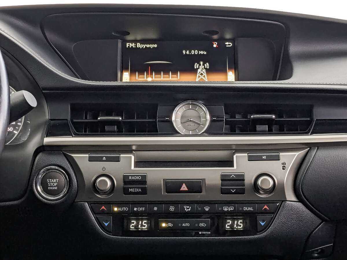 Lexus ES с пробегом — 2018 год. Фото: #12