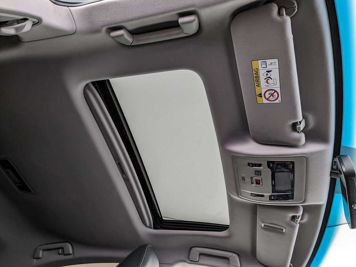 Lexus ES с пробегом — 2018 год. Фото: #18