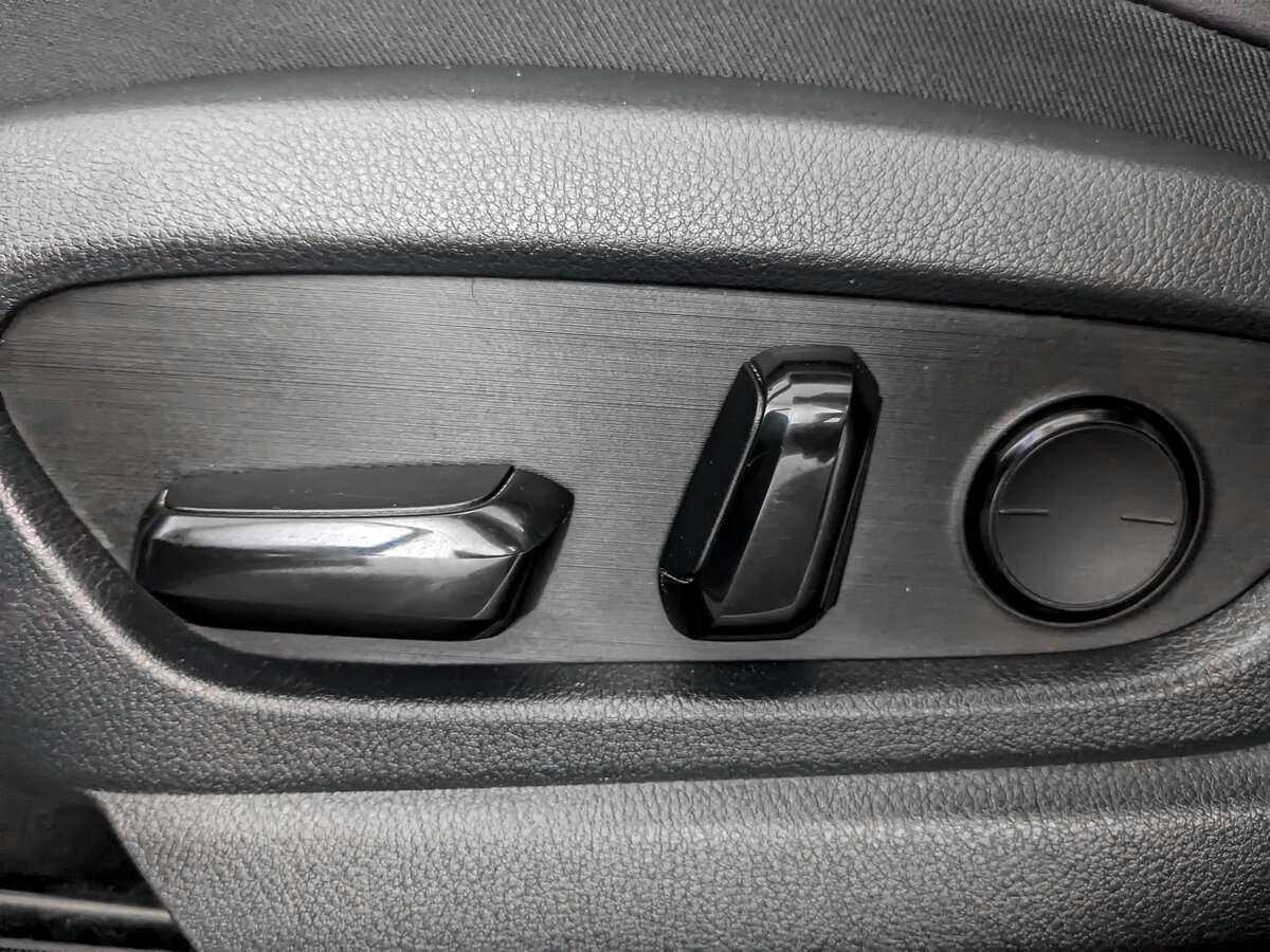 Lexus ES с пробегом — 2020 год. Фото: #15