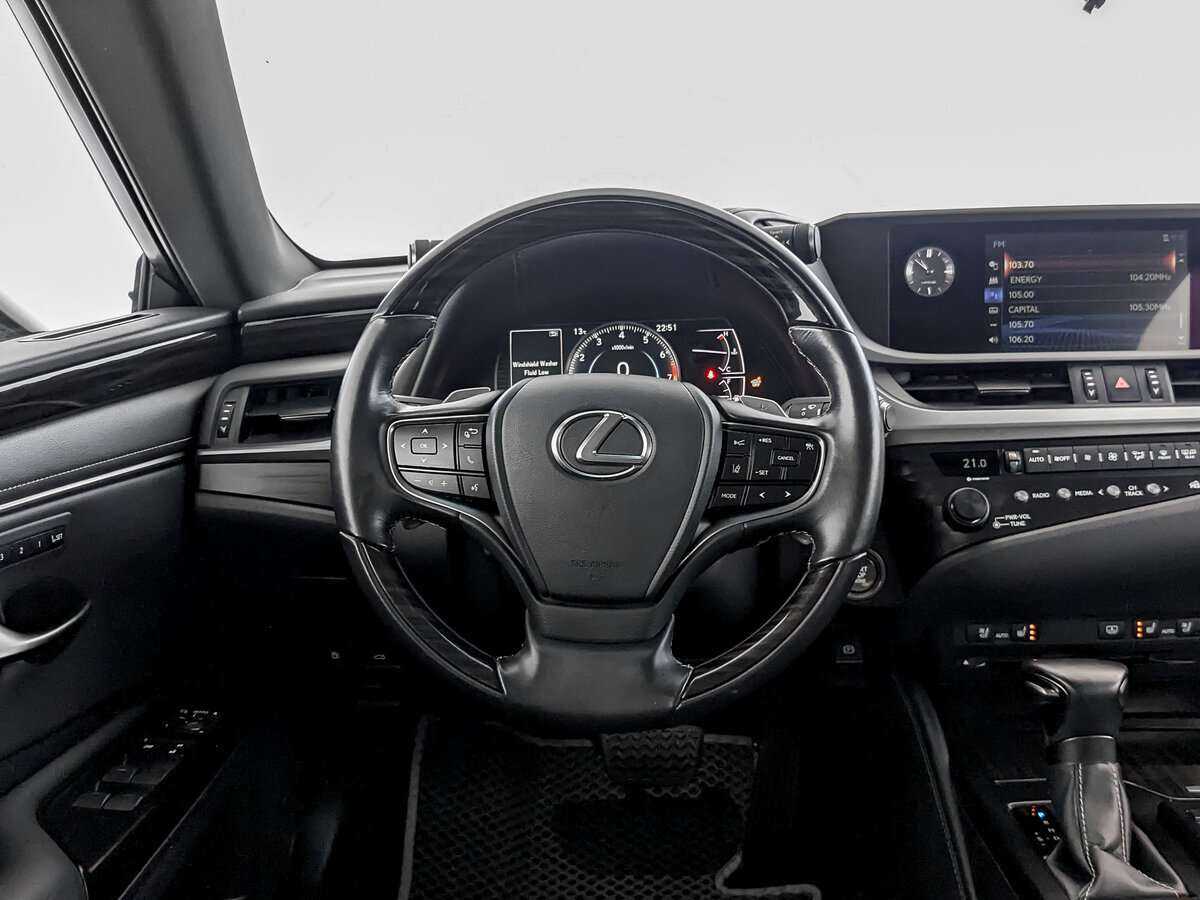 Lexus ES с пробегом — 2020 год. Фото: #17
