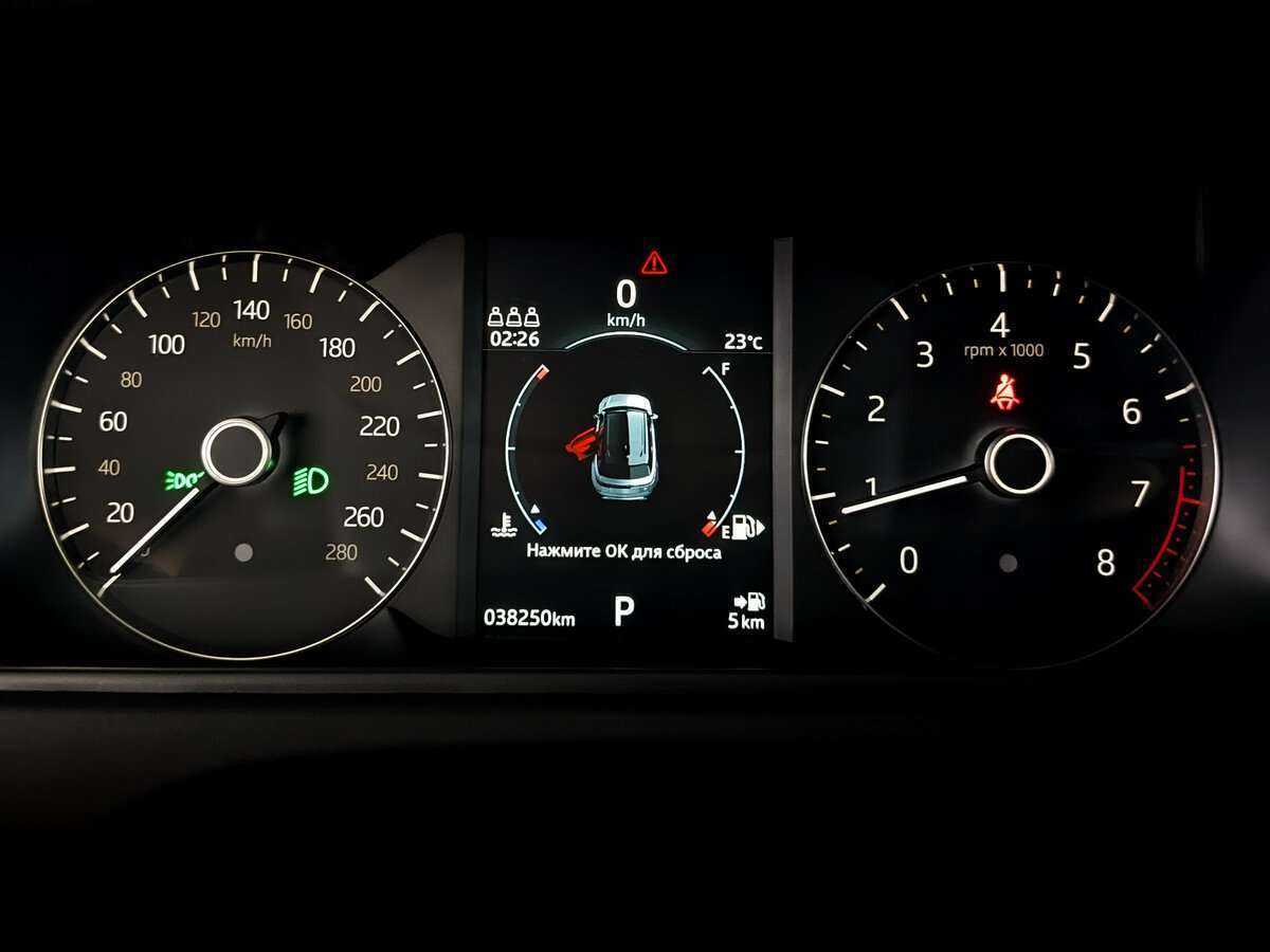 Land Rover Range Rover Velar с пробегом — 2019 год. Фото: #10