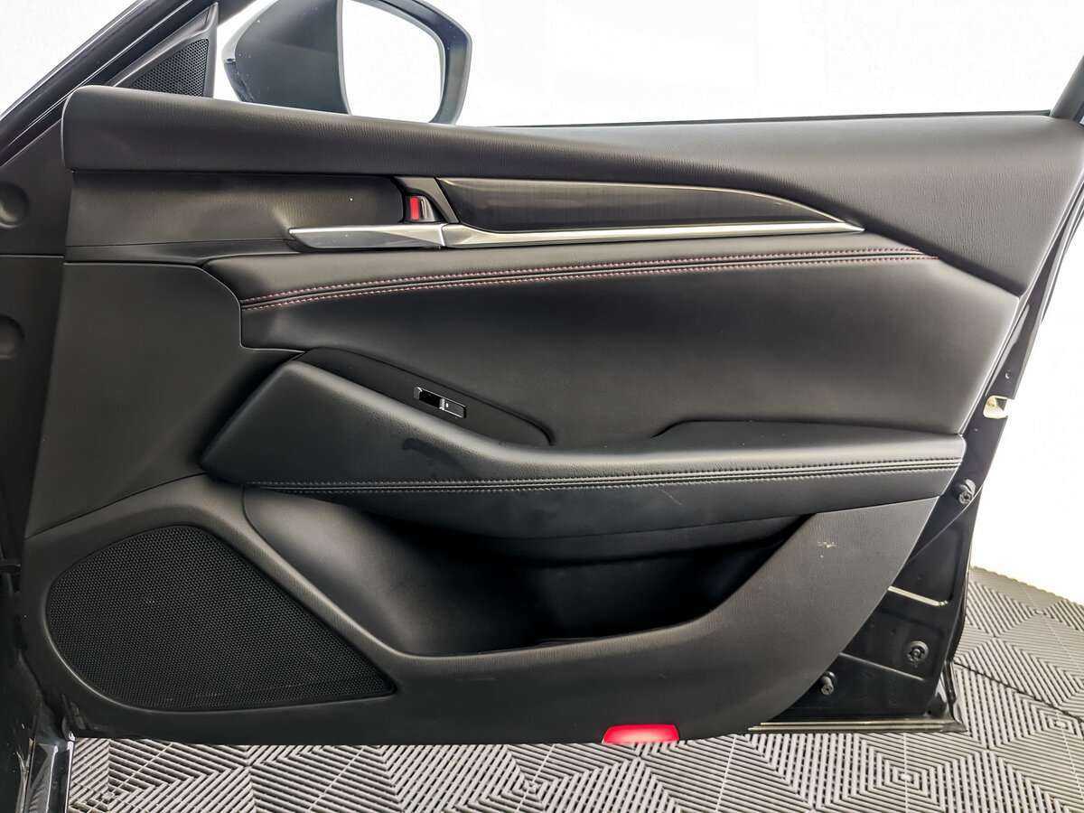 Mazda 6 с пробегом — 2021 год. Фото: #23