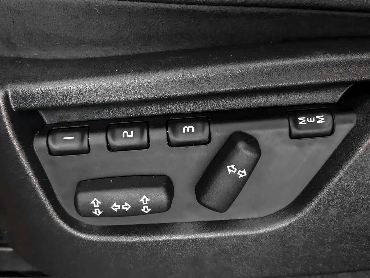 Land Rover Discovery с пробегом — 2008 год. Фото: #15