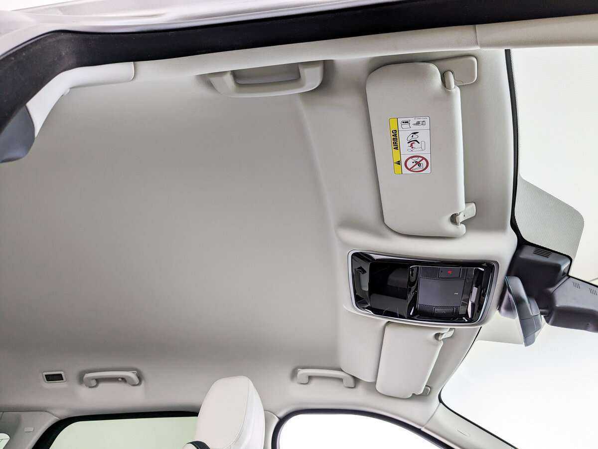 Land Rover Range Rover Velar с пробегом — 2019 год. Фото: #18