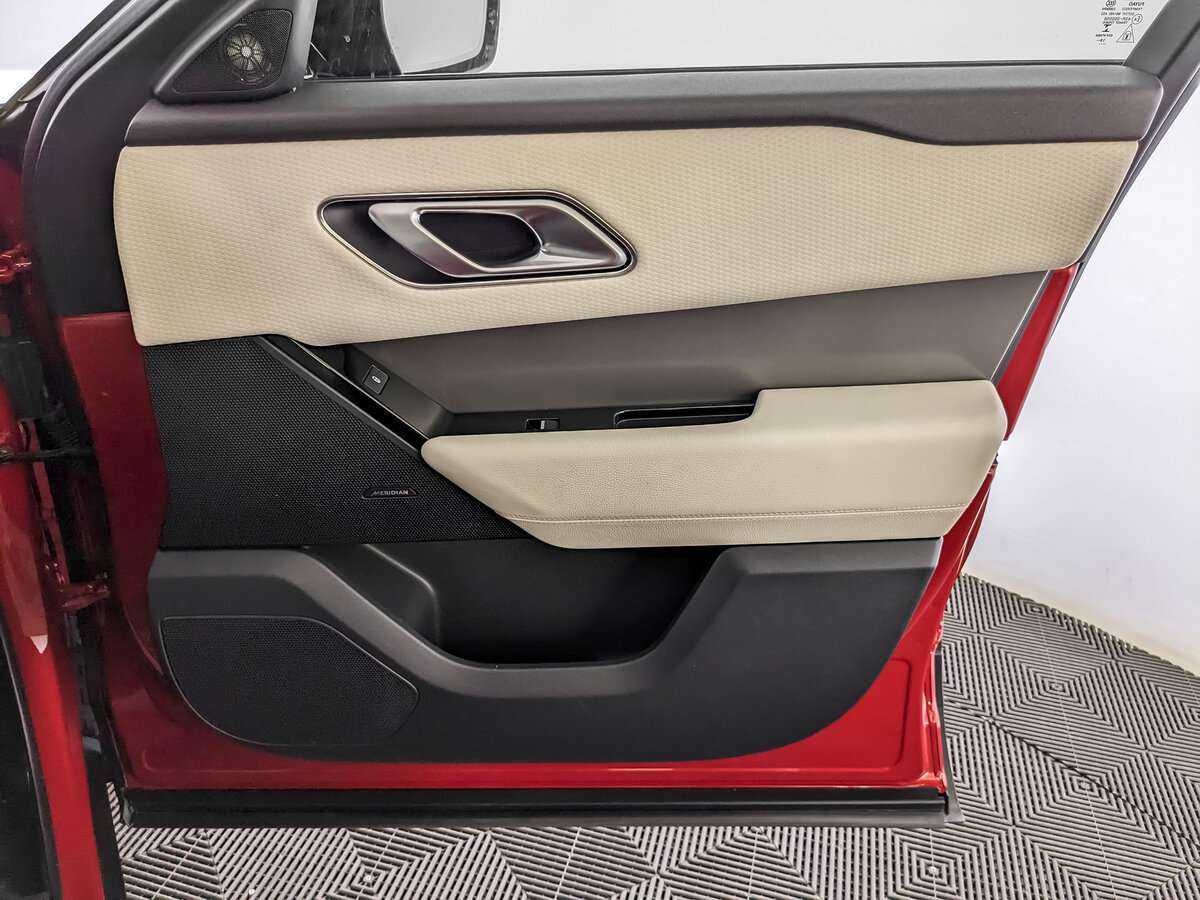 Land Rover Range Rover Velar с пробегом — 2020 год. Фото: #21