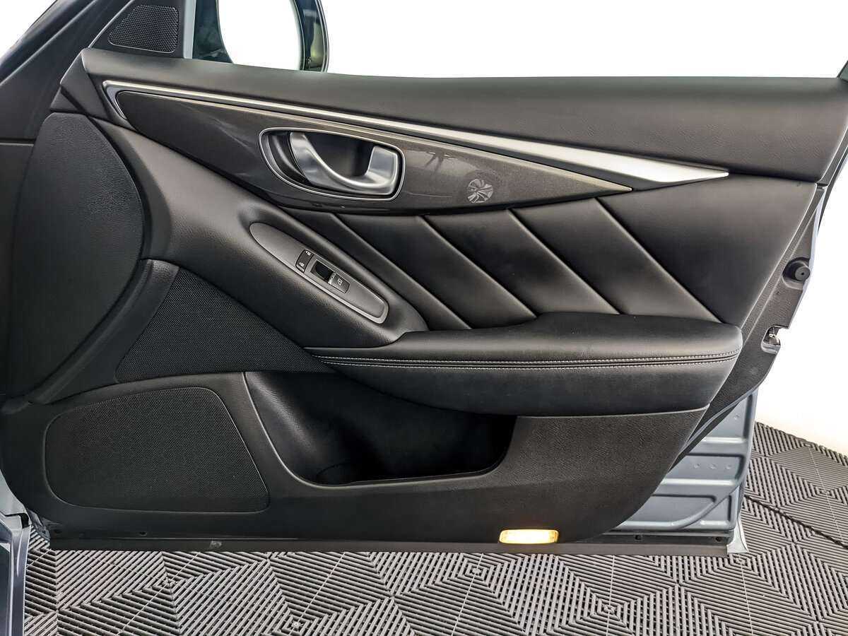 Infiniti Q50 с пробегом — 2016 год. Фото: #19