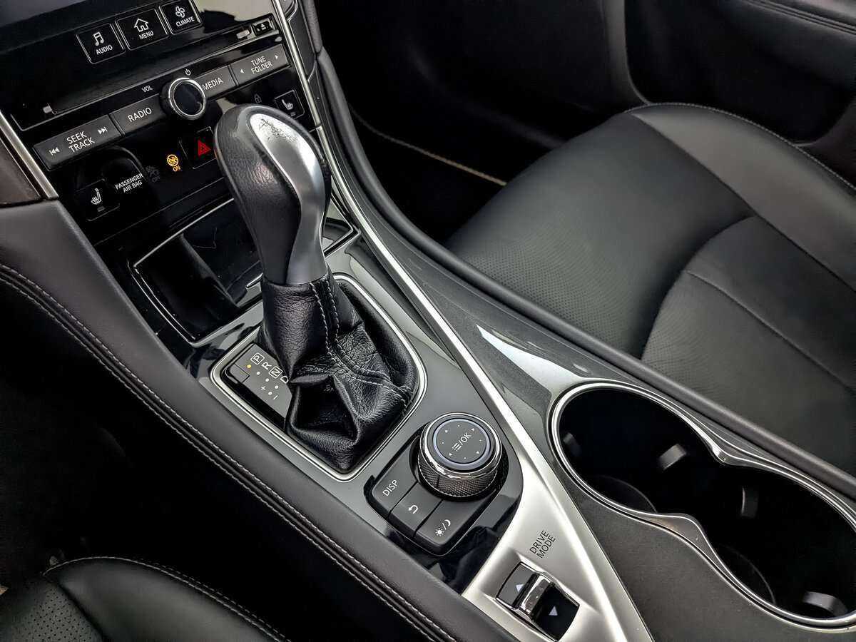 Infiniti Q50 с пробегом — 2016 год. Фото: #20