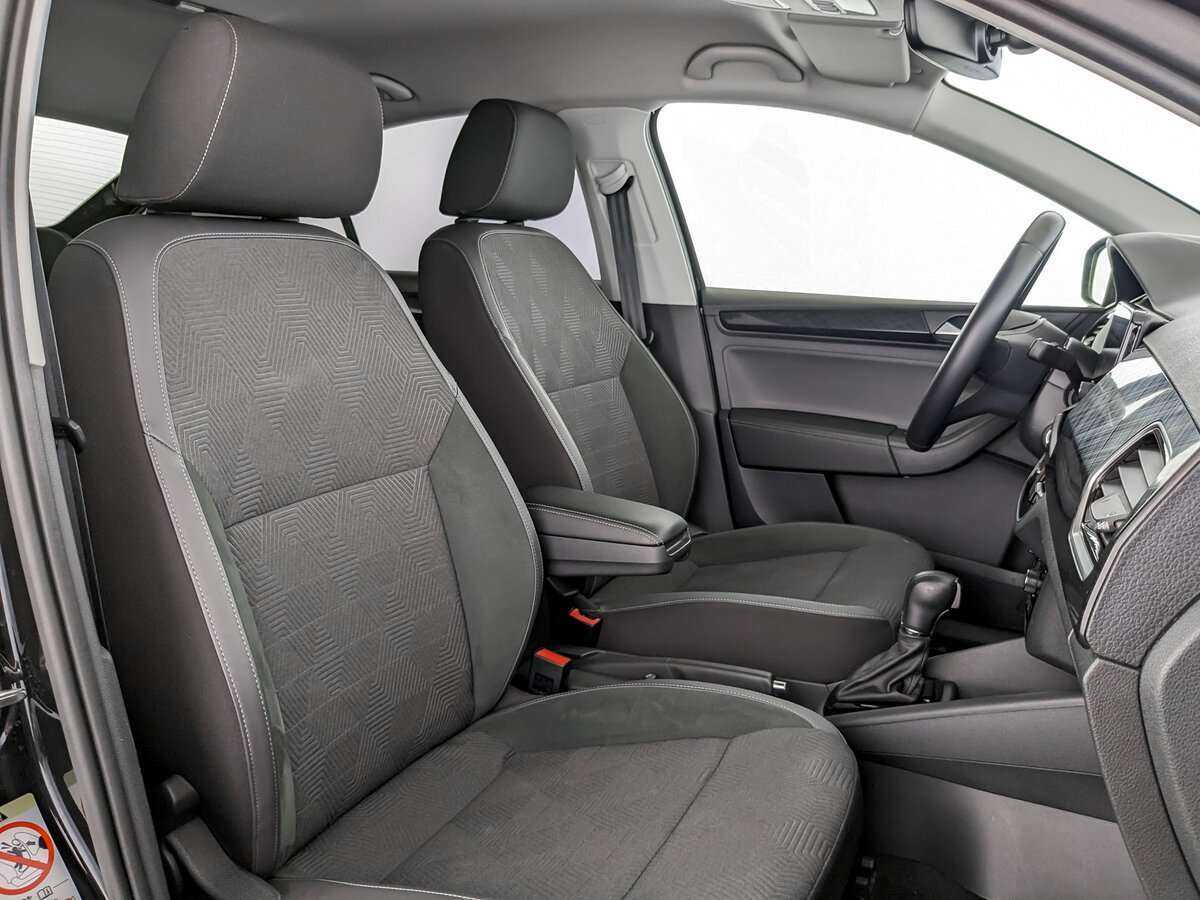 Volkswagen Polo с пробегом — 2022 год. Фото: #18