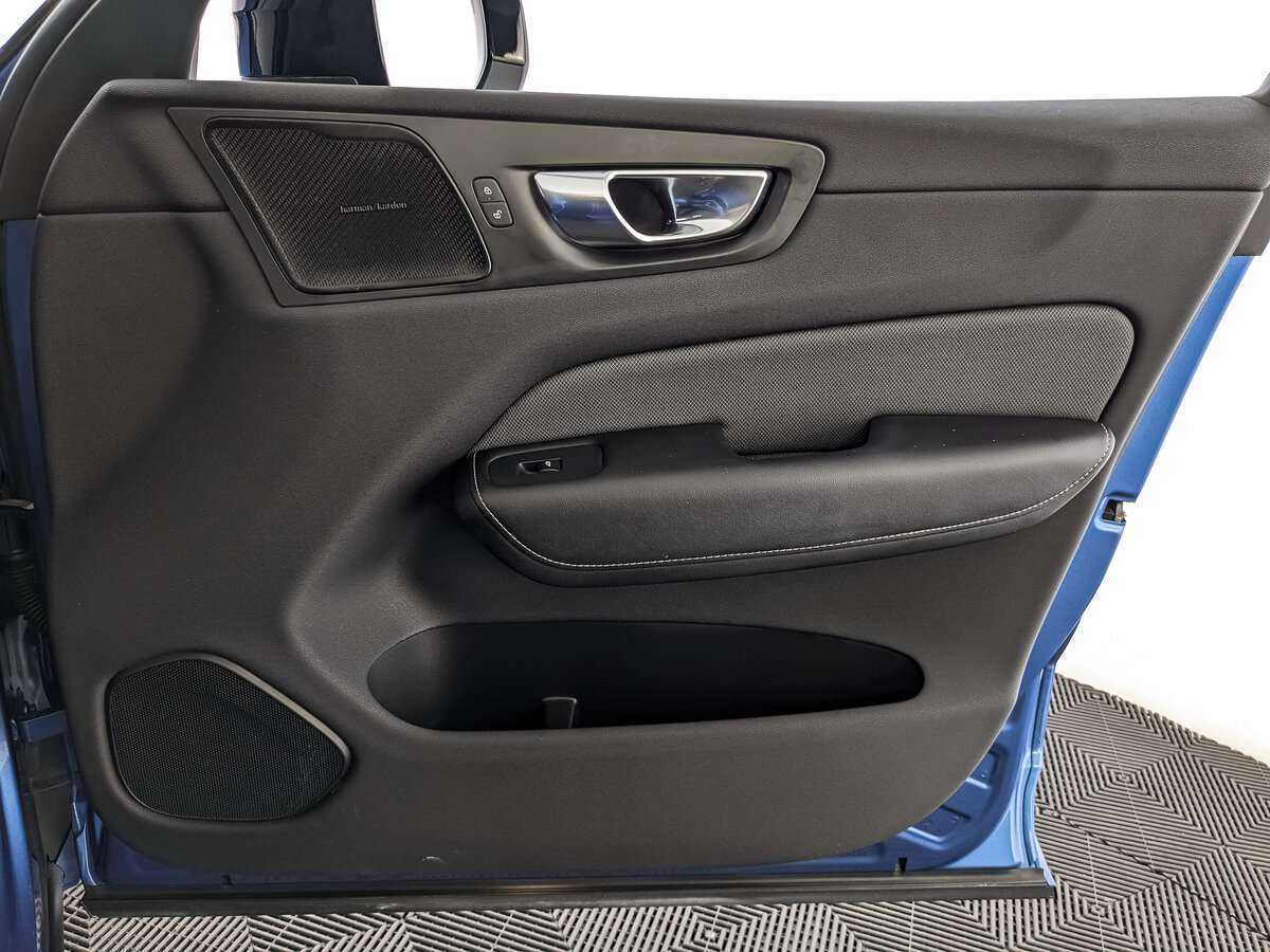 Volvo XC60 с пробегом — 2019 год. Фото: #20