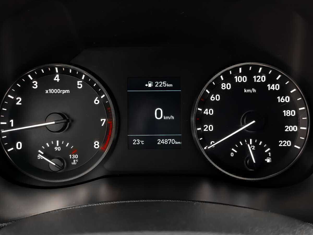 Hyundai Solaris с пробегом — 2020 год. Фото: #11