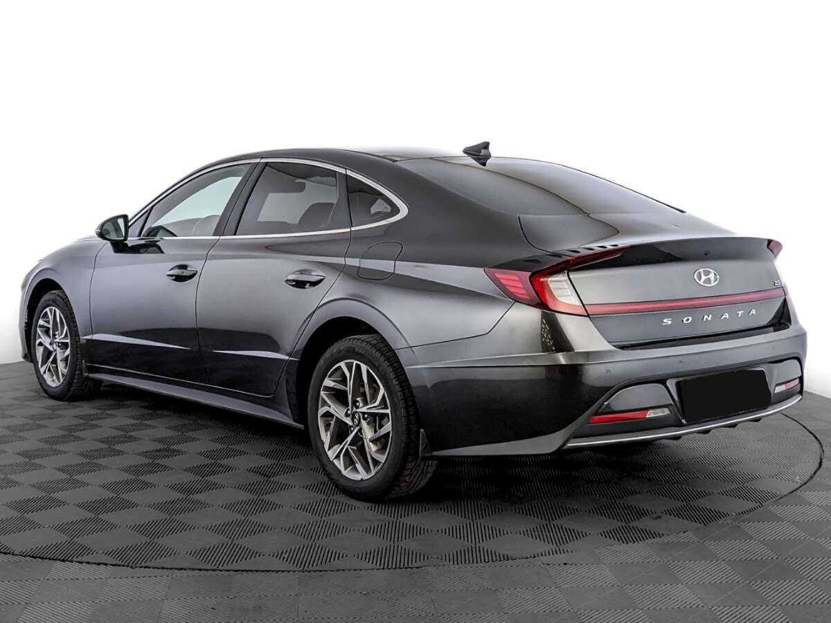 Hyundai Sonata с пробегом — 2021 год. Фото: #6