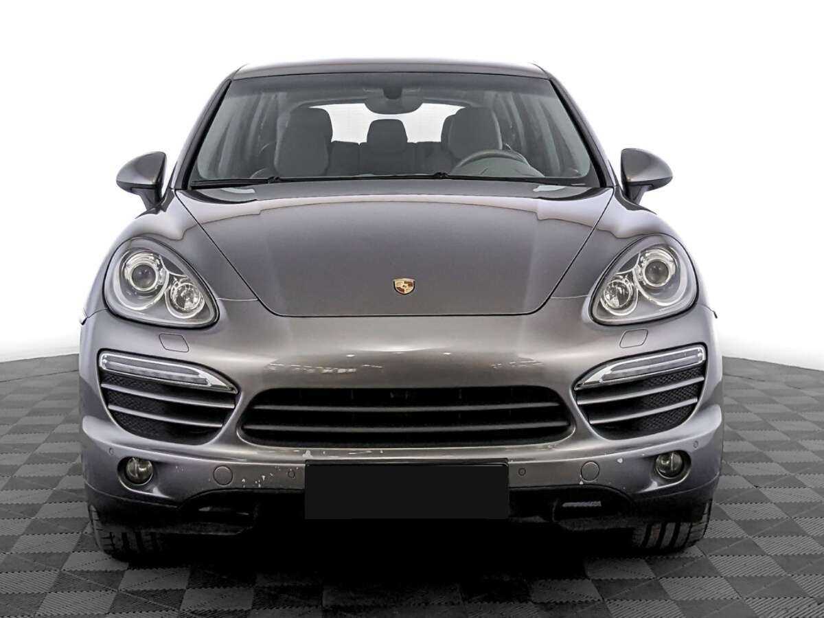 Porsche Cayenne с пробегом — 2012 год. Фото: #1